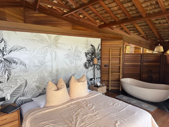 AirBnb: https://www.airbnb.com/l/dmttS4eQ