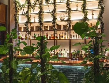 Isla & Co American fare with Aussie influence 