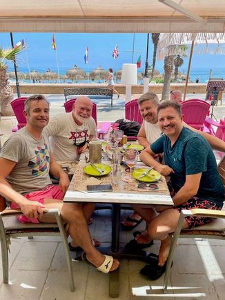 Lunch at el gato