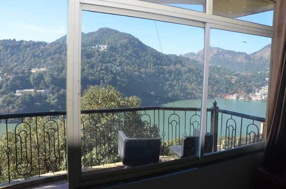 lake view hotel in nainital
