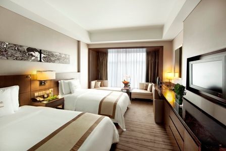 Twin Beds room