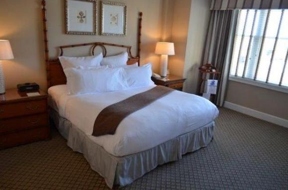 1670 Half Moon Bay
