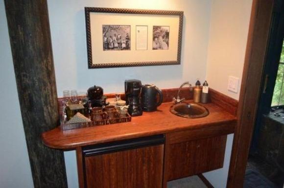 1980 Post Ranch Inn