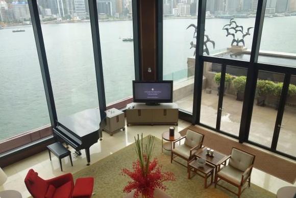 Living Room with Terrace Pool