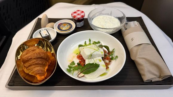 Exclusive International: Appetizer