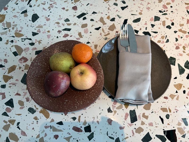 Platinum member, 3 bookings for 4 rooms. 2 rooms received this and 2 got nothing.