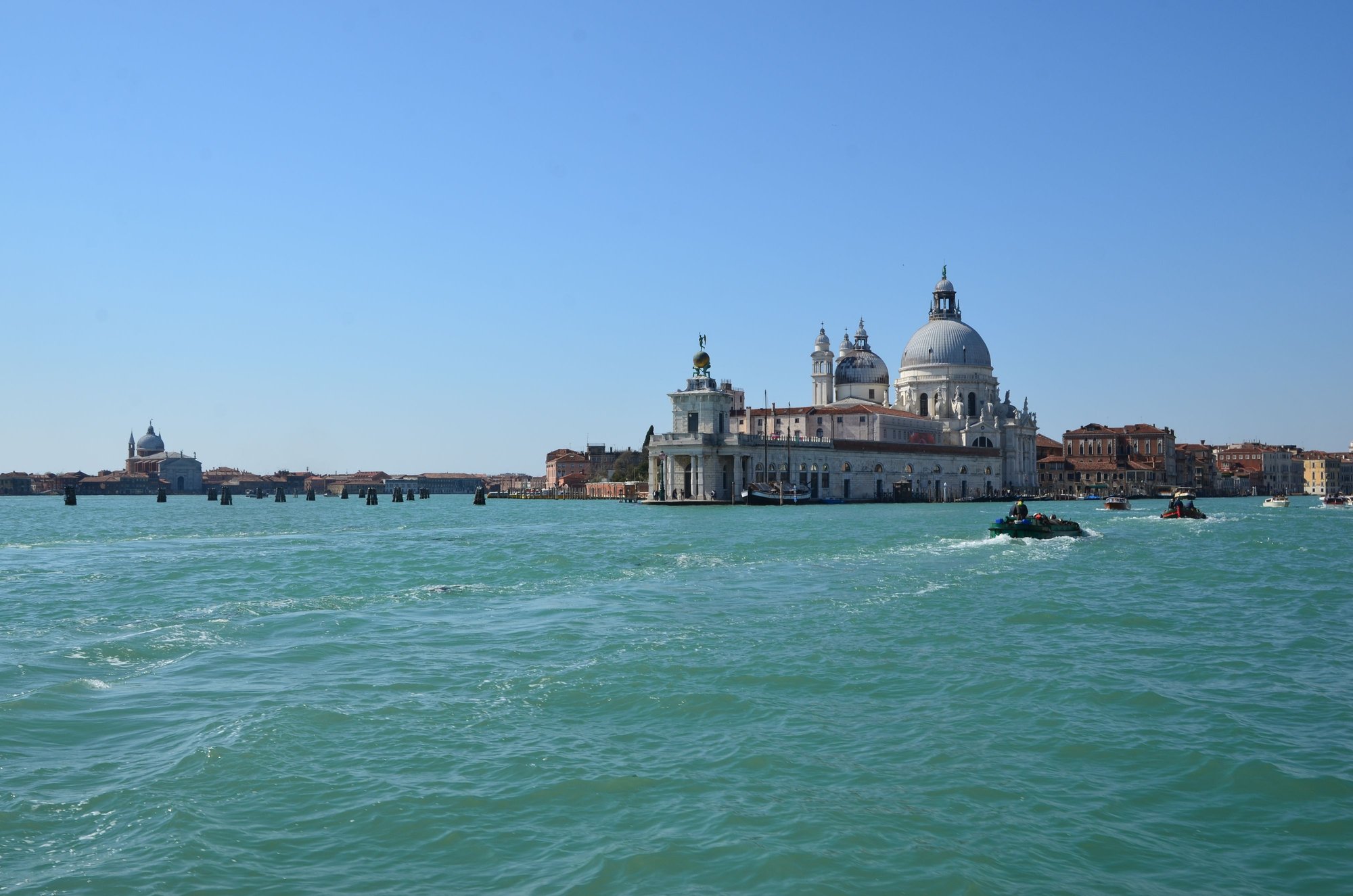Salute church, Punta della Dogana