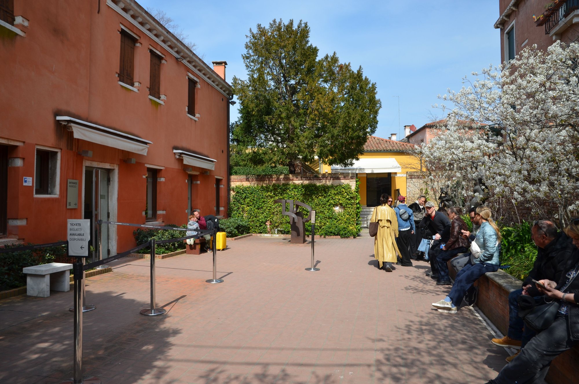 Guggenheim museum courtyard