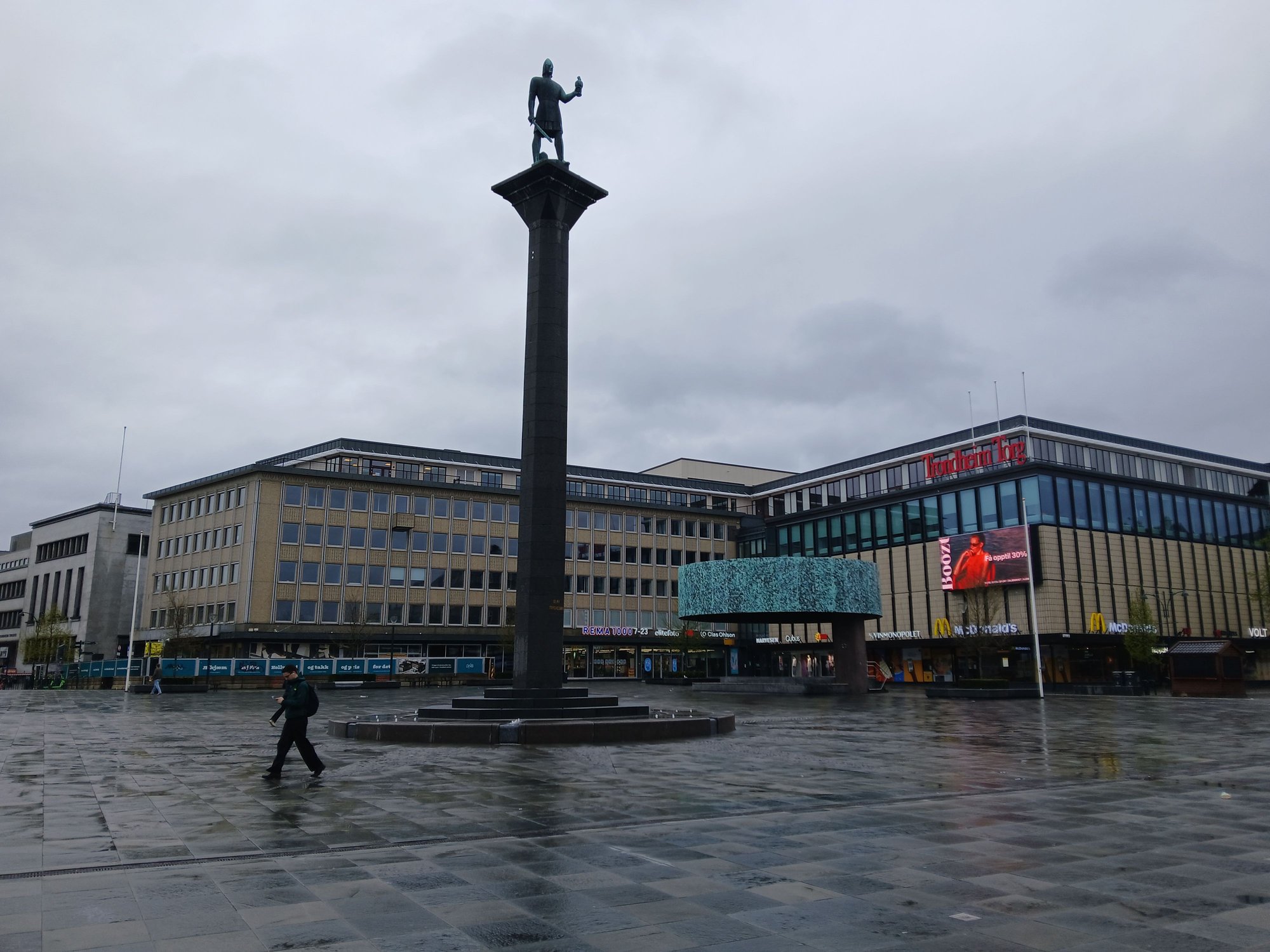 The main city square (Torvet)