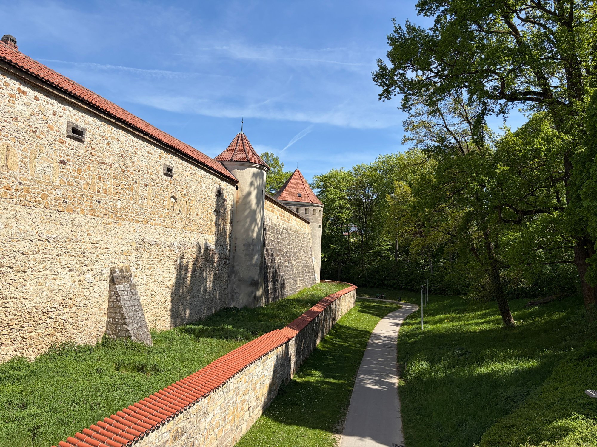 Walk around the walls 