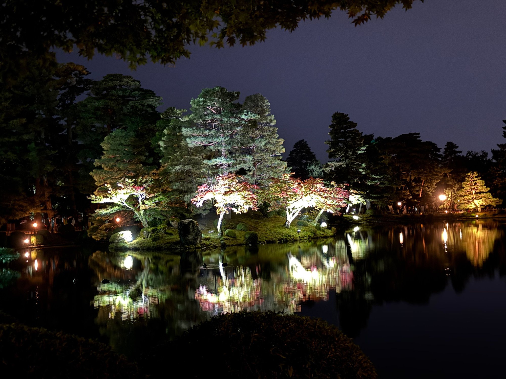 Kenrokuen during illumination evening
