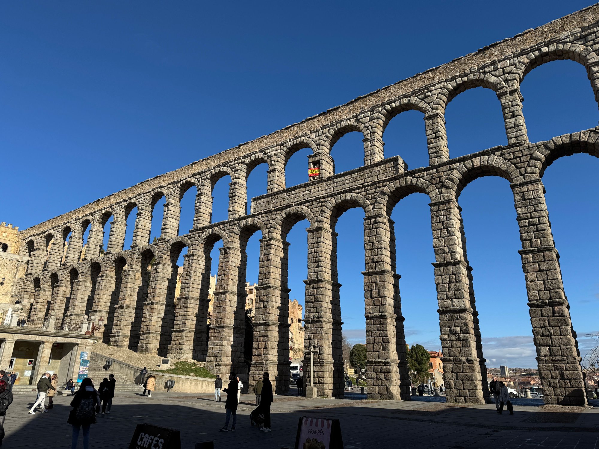 Segovias majestic aqueduct