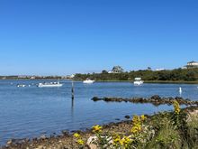 And I love the setting of this little restaurant. 