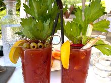 Aren’t these the best looking Bloody Mary’s? Fabulous menu at the Palace Elisabeth.
