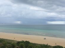 Enjoying this storm over the ocean right now!

Hi sassy and kureiff! Kureiff, you are my role model in the hair cutting business! From the photos you’ve posted here of your husband, you do a great job!