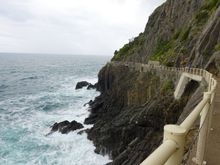 Nice, easy walk. Just a few stairs getting to the starting point 