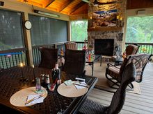 Very comfortable evening to sit outside!