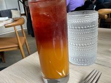 Age an Sunset carsamom, lime, peach and sour cherry 