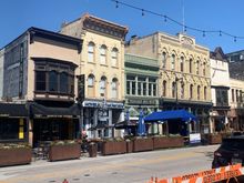 Milwaukee Brat House was fun