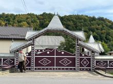 Another ornate wooden gate