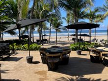 Great place for guac and chips and a cold margarita!