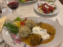 Ed's leg of deer with dumplings