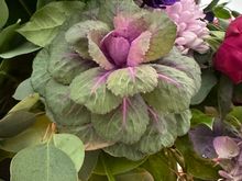 Pretty Autumnal touches. 