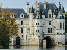 Our daytrips included some of the usual suspects, such as Amboise plus the lovely and monumental Chenonceau shown here.