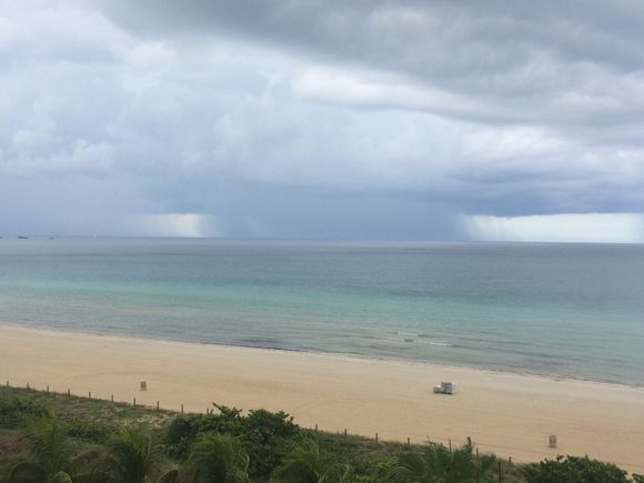 Enjoying this storm over the ocean right now!

Hi sassy and kureiff! Kureiff, you are my role model in the hair cutting business! From the photos you’ve posted here of your husband, you do a great job!