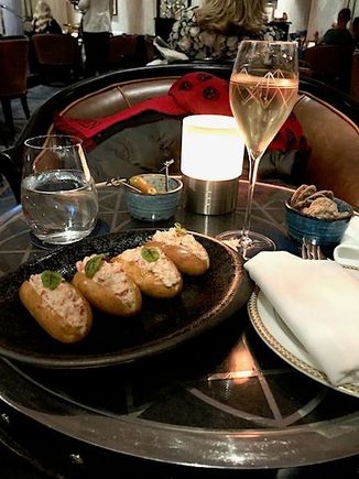 American Bar Lobster Rolls and champagne