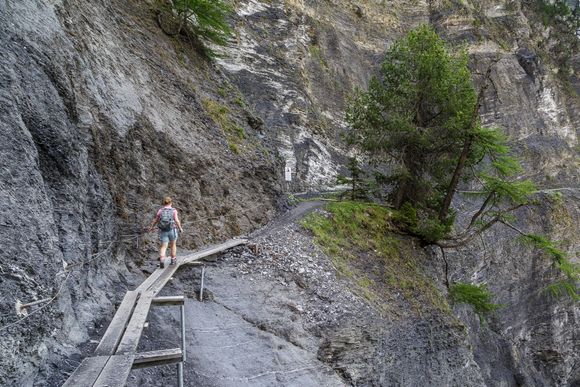 Trail Crans-Montana - Lake Tzeuzier