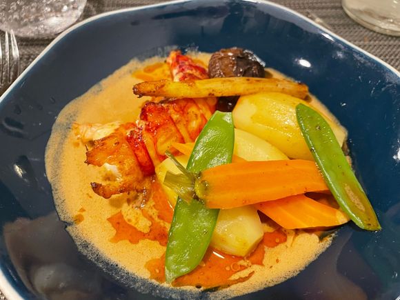 Blue lobster tail in cream of langoustine