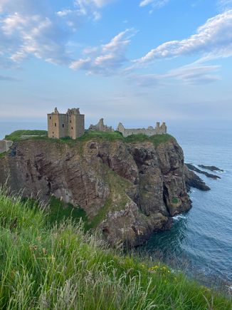 No stairs needed fur this beautiful view of Dunnottar