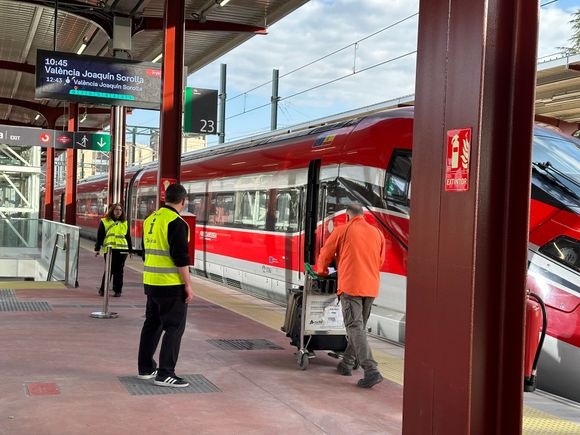 Waiting to whisk us to Cuenca....."frecciarossa" is written on the side