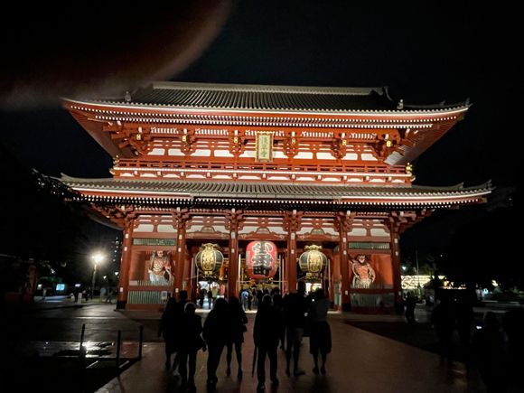 Senso-Ji Hozoman Gate