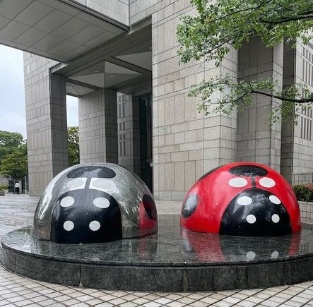 Office building art to the west