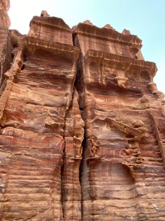 Love the rock colors and formations 