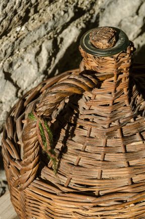 Spanish wine has a looooong history, just like Usana.