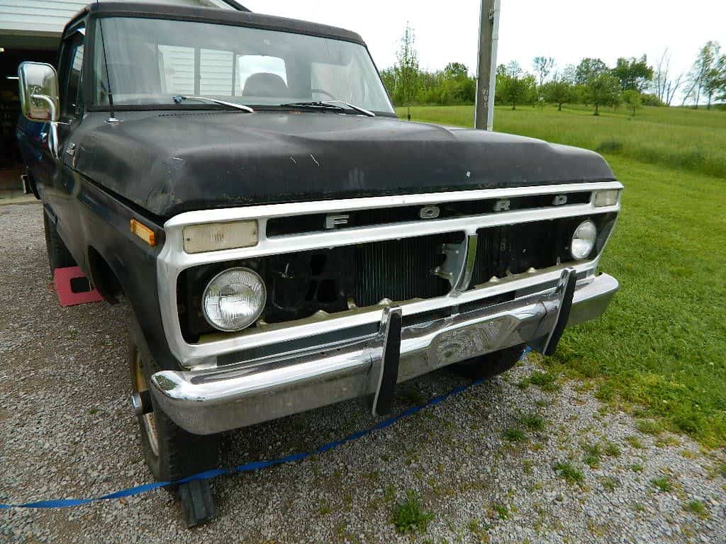 1977 Ford F-150 - 1977 f150 4wd short bed - Used - VIN f14sly73175 - 155,000 Miles - 8 cyl - 4WD - Automatic - Truck - Black - Danville, KY 404229770, United States