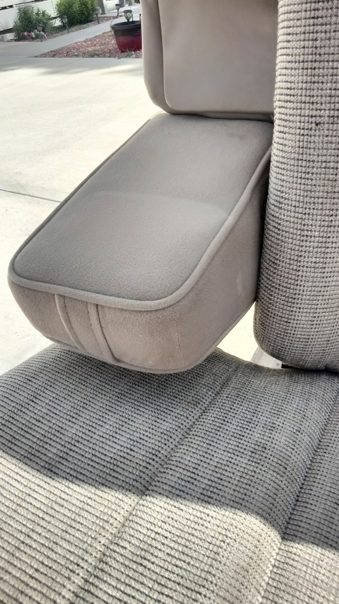 Interior/Upholstery - 1990 Ranger 60/40 lowback Split Bench seat, Light Sandlewood - Cheap - Used - All Years  All Models - Sterling, CO 80751, United States