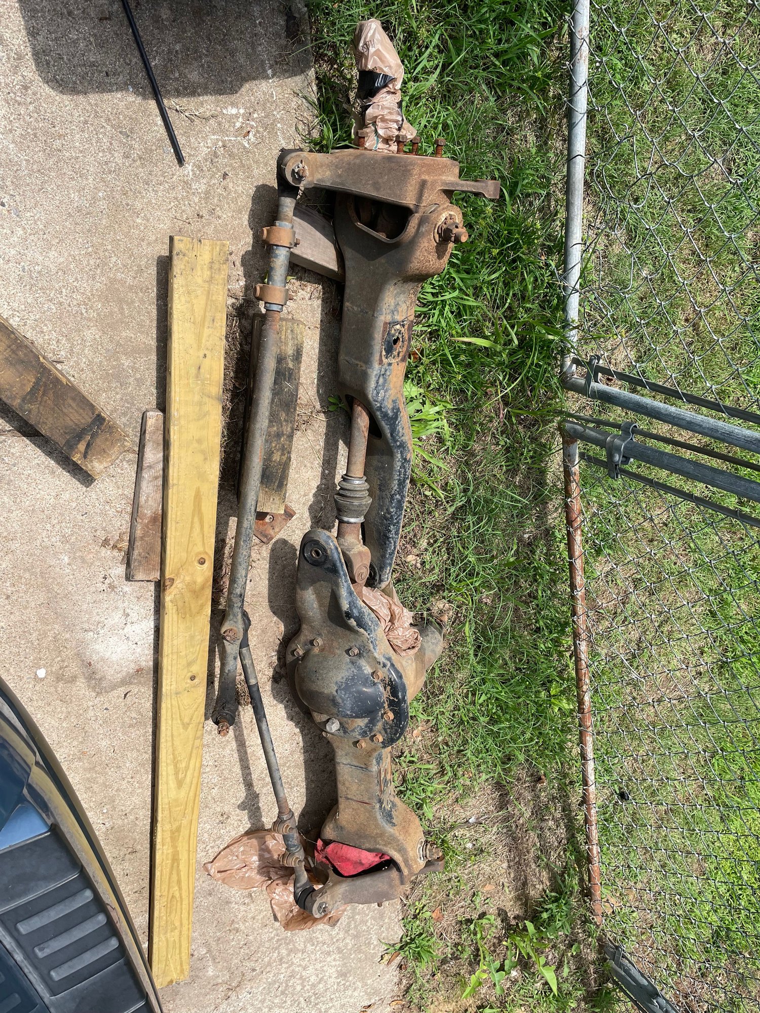 Wheels and Tires/Axles - Dana 50 TTB out of ‘96 F250 PSD - Used - 1994 to 1997 Ford F-250 - Greenwood, AR 72936, United States