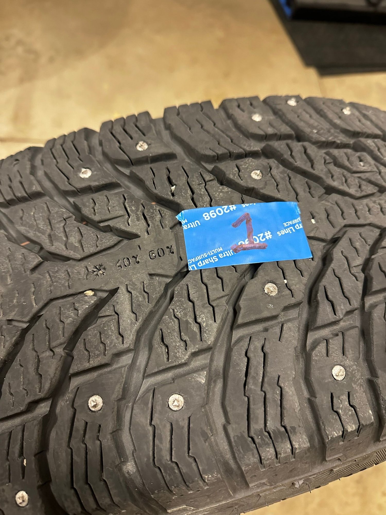 Set of 4 Nokian Hakkapeliitta LT3 studded snow tires Ford Truck