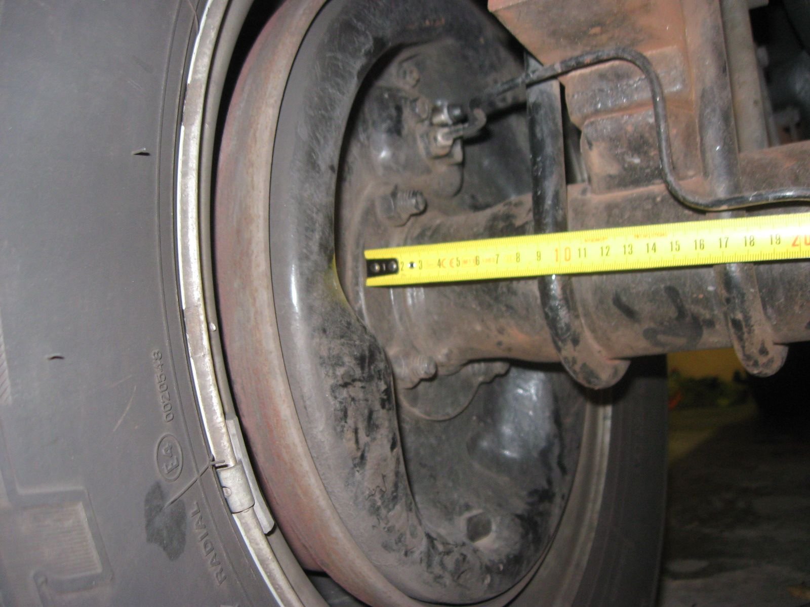 Dana 70 disc brake conversion DUALLY with 16'' steelies, a.k.a. coin ...