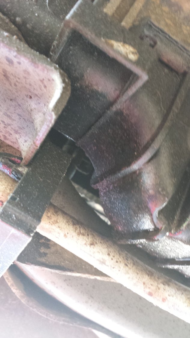 Transmission fluid leak by radiator.. Ford Truck Enthusiasts Forums