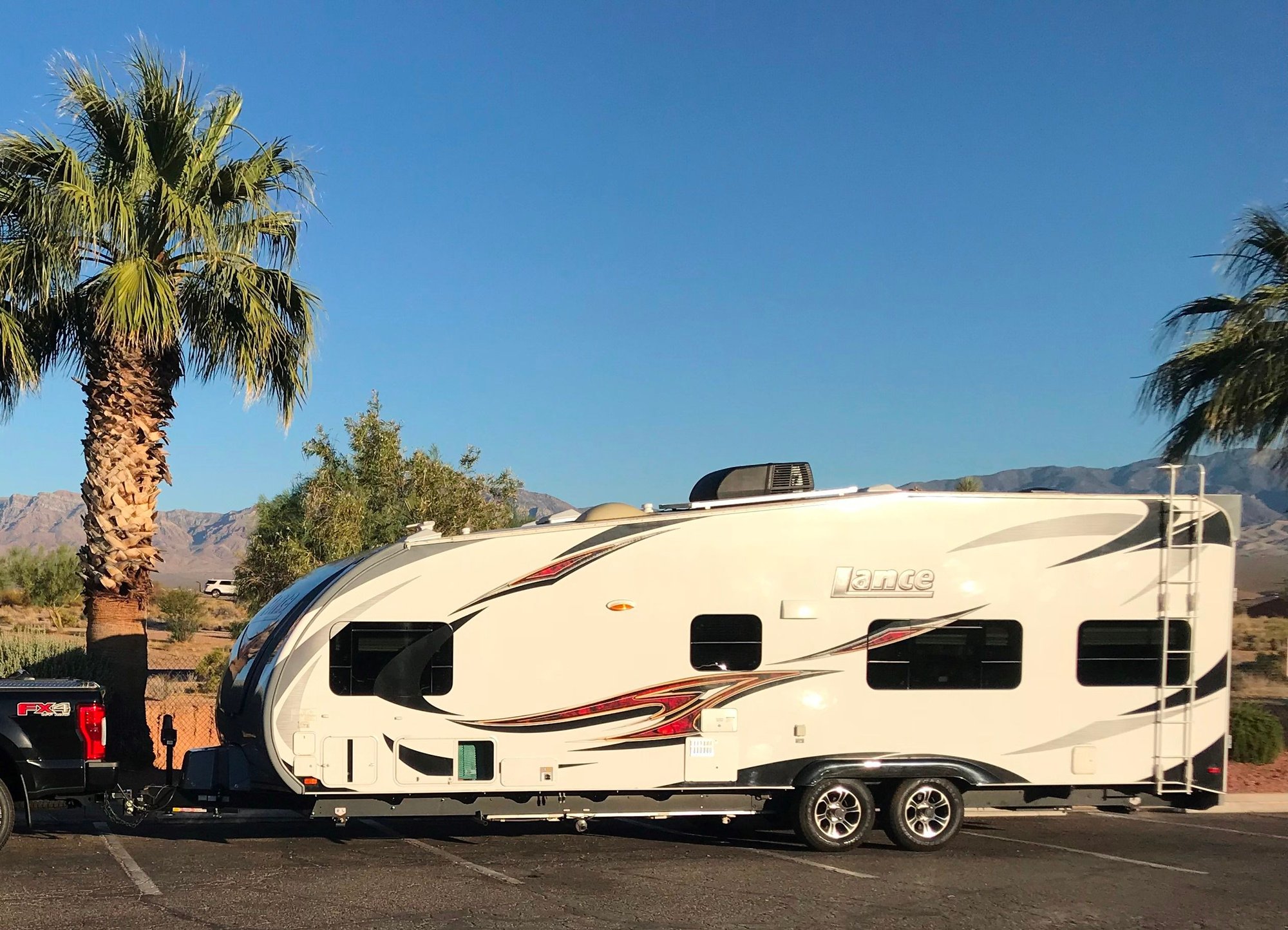 What 4 to 6 inch lift will work with airlift airbags? Ford Truck