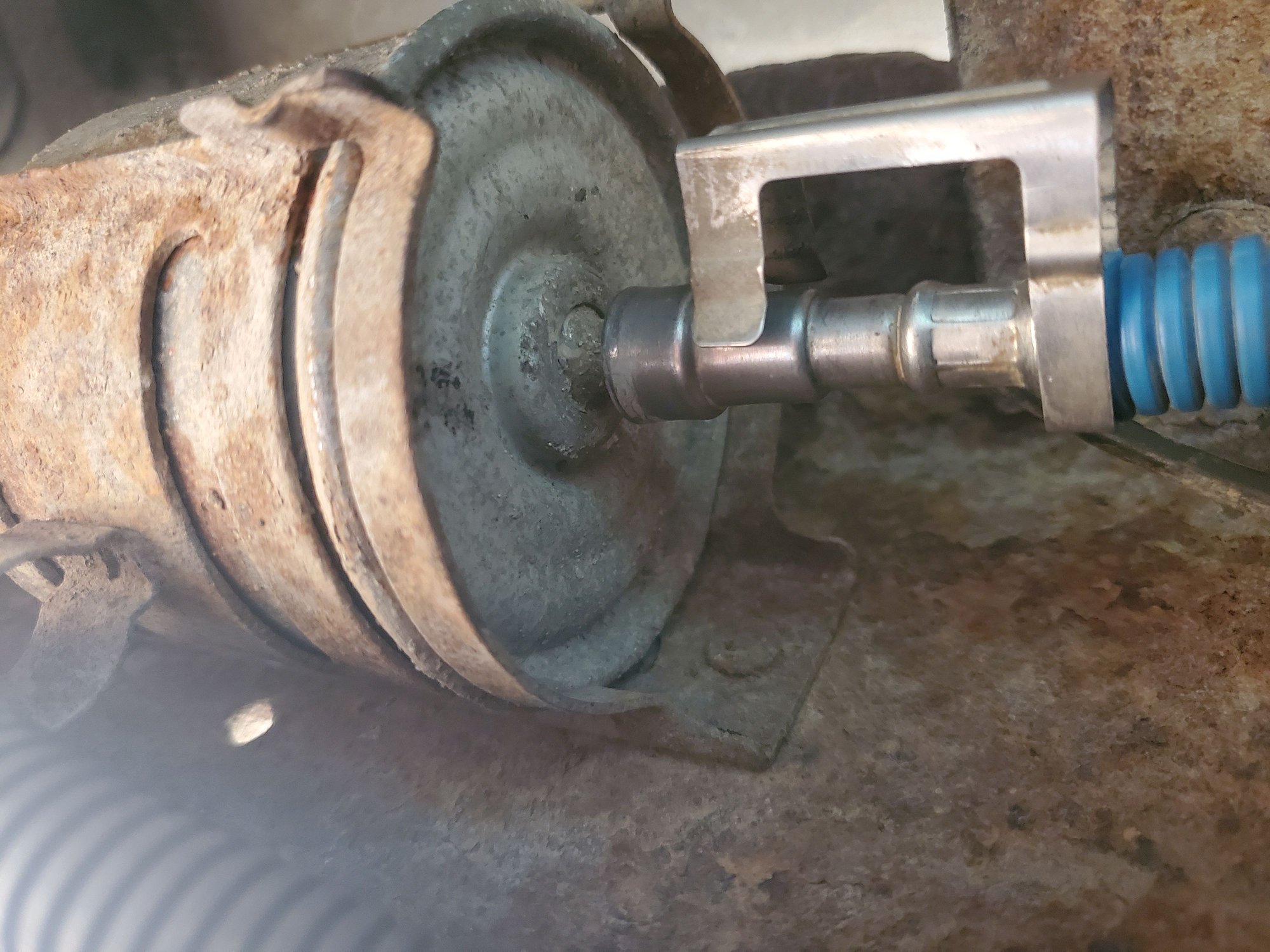 fuel filter stuck beyond belief Page 2 Ford Truck Enthusiasts Forums