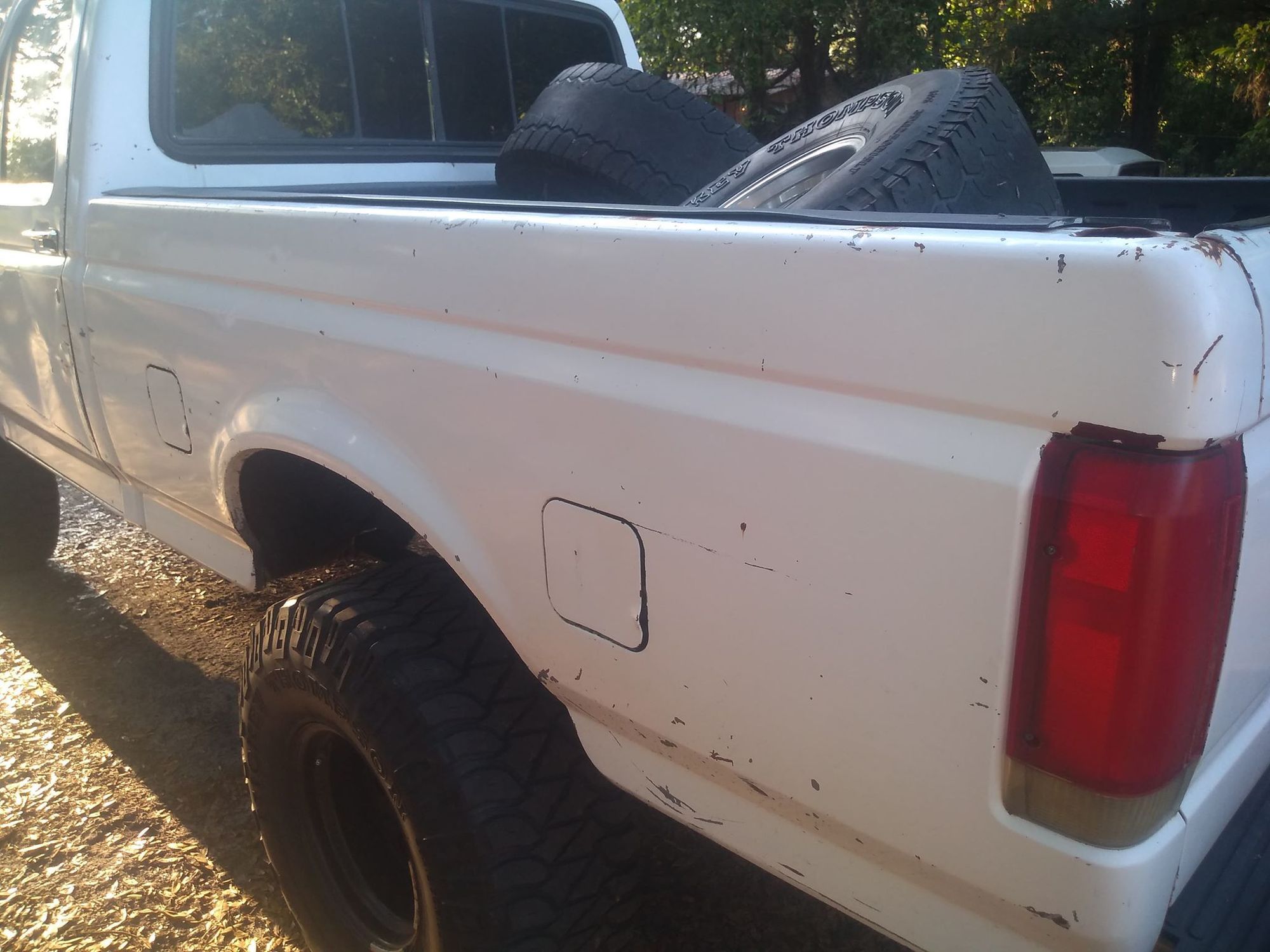 1988 Ford F-150 - 1988 F150 Shortbed 4x4 Rblt. 302 Granny 4 Spd. - Used - VIN 1FTEF14NOJNB57208 - 127,184 Miles - 8 cyl - 4WD - Manual - Truck - White - Apopka, FL 32712, United States