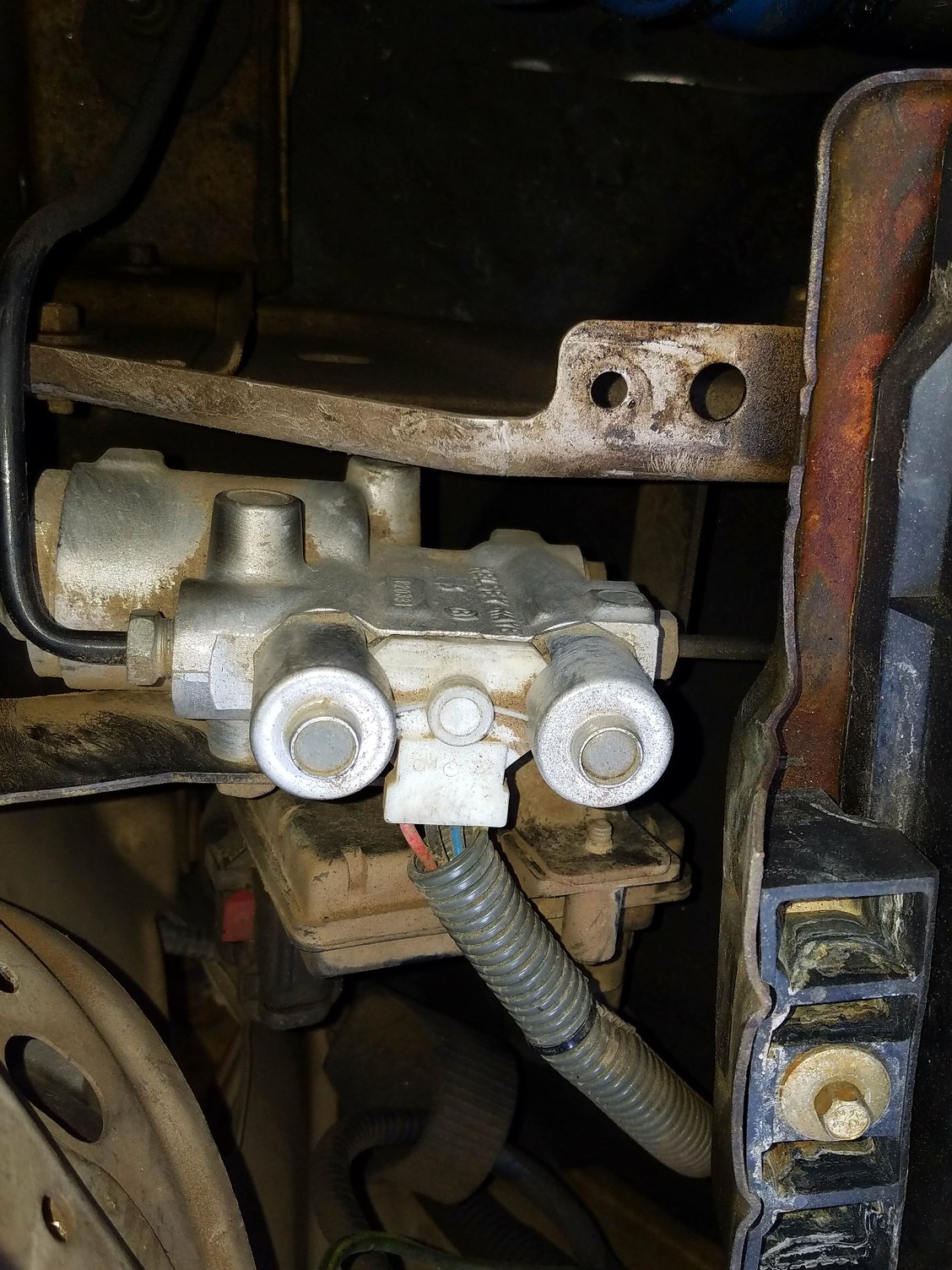 All 4 brakes dragging after HB supply hose replacement Ford Truck