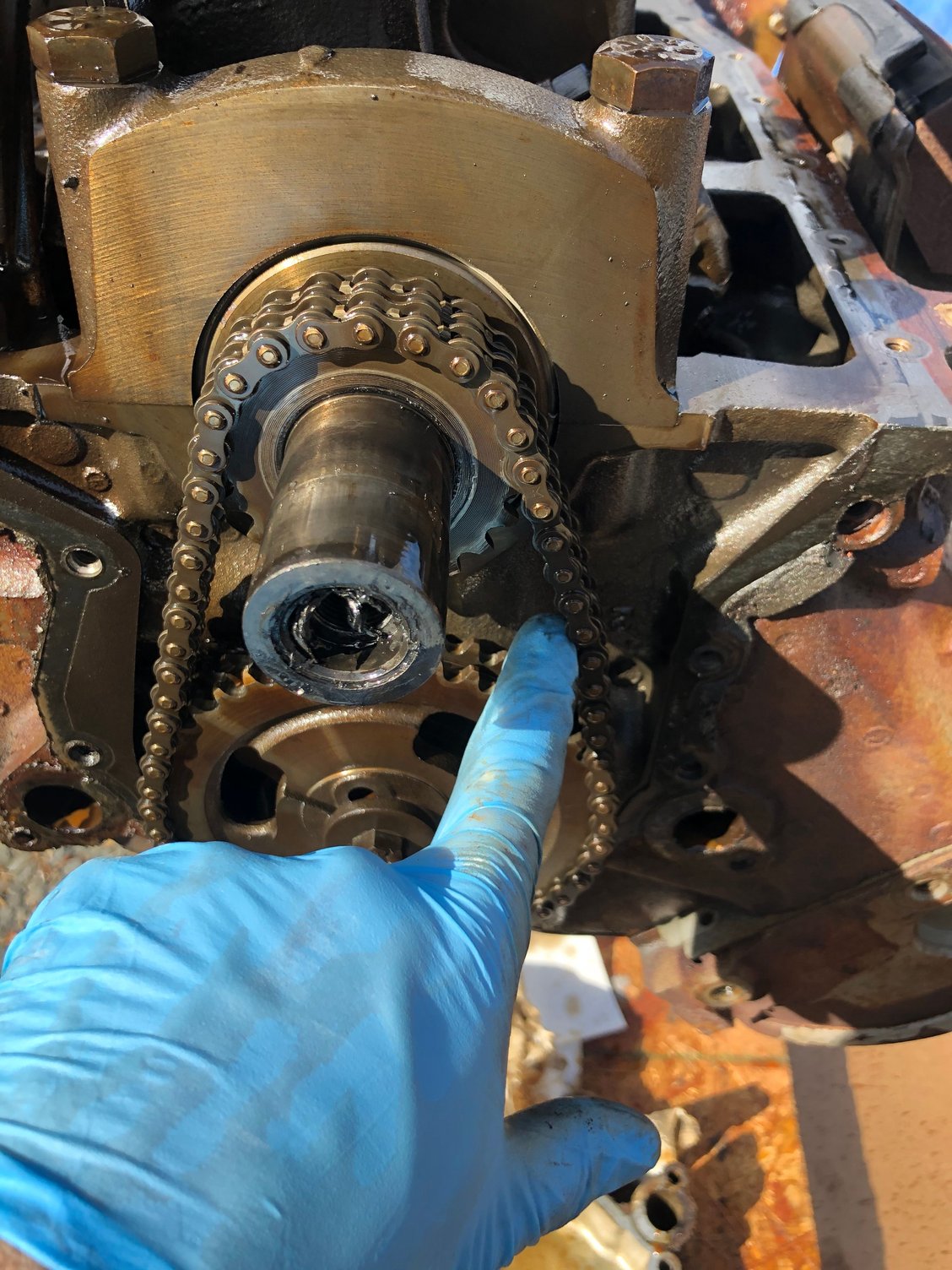 Ford 5.8L 351 Windsor roller timing chain deflection / slack Ford