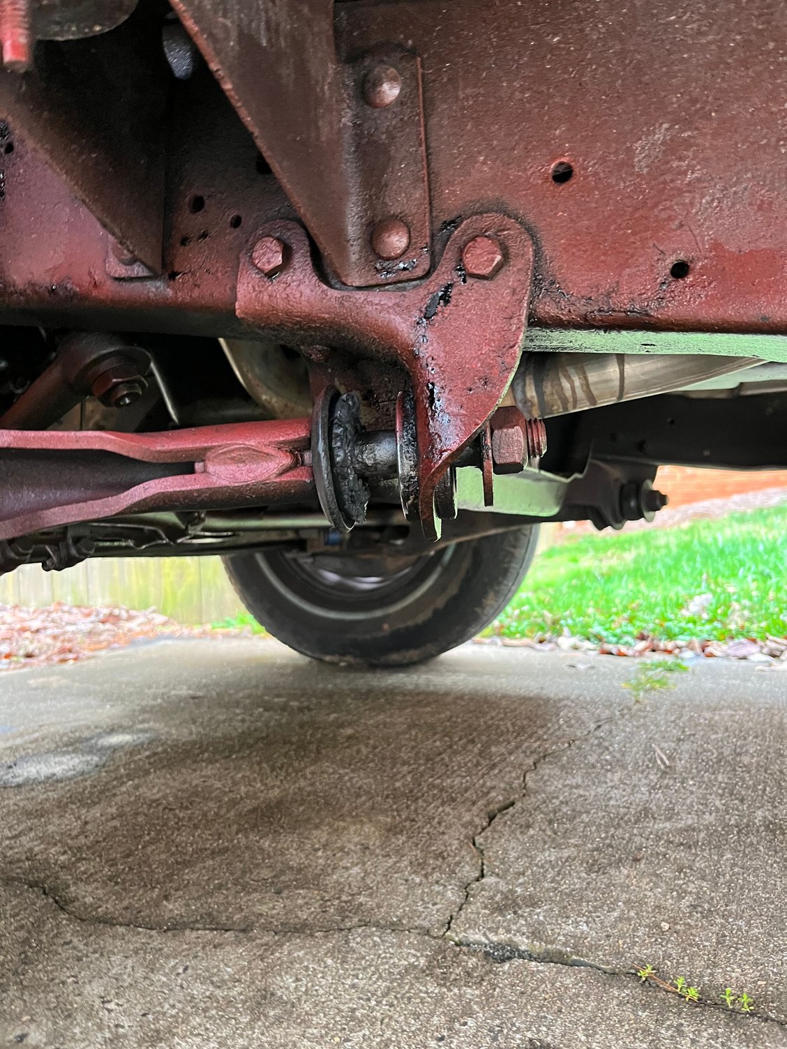 LOUD NOISE WHEN REVERSING AND BRAKING visual data 6